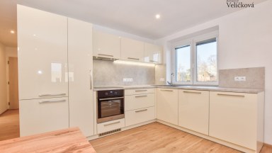 Pronájem bytu 3+kk, 74 m2