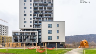 Prodej krásného bytu 3+kk se dvěma prostornými balkony a sklepem v nově vznikající rezidenci Zahálka