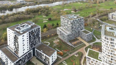 Prodej krásného bytu 2+kk (3+kk) s prostorným balkonem a sklepem a garážovým stáním 
