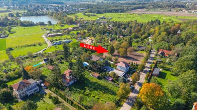 Prodej úchvatného pozemku určeného k výstavbě RD na Novém Hradci Králové, ulice Zámeček