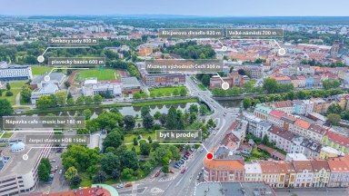 Vkusně zrekonstruovaný byt 2+1 v centru města Hradce Králové s možností využívání zahrady ve dvoře