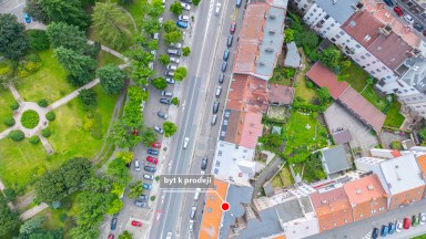 Vkusně zrekonstruovaný byt 2+1 v centru města Hradce Králové s možností využívání zahrady ve dvoře