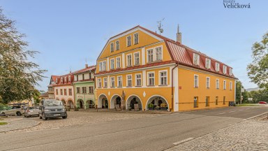 Prodej historikého činžovního domu v úpatí krkonošského národního parku 