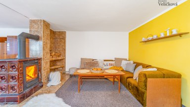 Útulný rodinný dům s chalupářským rázem – Stará Skřeneř, Nový Bydžov