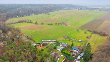 Prodej nádherného pozemku určeného k výstavbě rekreačního objektu v Hradci Králové - Roudničce