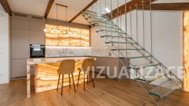 Prodej exkluzivního atypického mezonetu o výměře 170 m² v historickém srdci Prahy – ulice Dlouhá