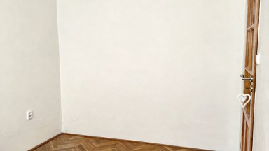 Pronájem světlého bytu o dispozici 2+1 s balkonem a sklepem v klidné části Opočna