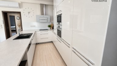 Pronájem luxusního vybaveného bytu 3+kk v centru města Hradce Králové