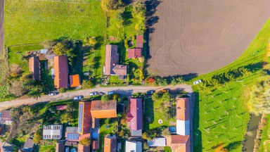 Prodej útulného rodinného domu 93 m2 k trvalému bydlení i rekreaci, s pozemkem 386 m2, Stará Skřeněř