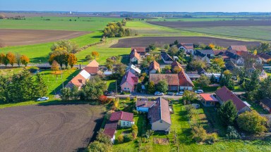 Prodej útulného rodinného domu 93 m2 k trvalému bydlení i rekreaci, s pozemkem 386 m2, Stará Skřeněř