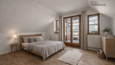 Prodej výjimečného bytového domu v historickém srdci Hradce Králové – Tomkova ulice