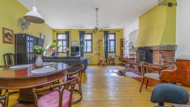 Prodej výjimečného bytového domu v historickém srdci Hradce Králové – Tomkova ulice