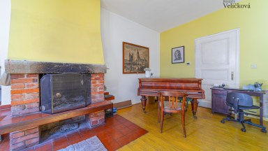 Prodej výjimečného bytového domu v historickém srdci Hradce Králové – Tomkova ulice