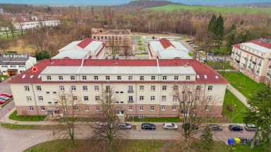 Prodej  podkrovního bytu 3+kk s parkovacím stání v Milovicích (okr. Nymburk)