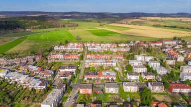 Rodinný dům po rekonstrukci se 2 bytovými jednotkami a fotovoltaikou – Žďár nad Sázavou