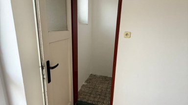 Pronájem prostorného bytu 2+1 o výměře 70 m² v centru Hradce Králové – Břetislavova 