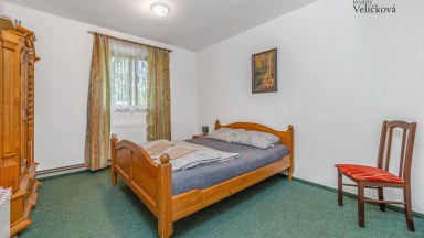Rekreační areál u Seče s kapacitou až 61 osob a pozemky 5 222 m²