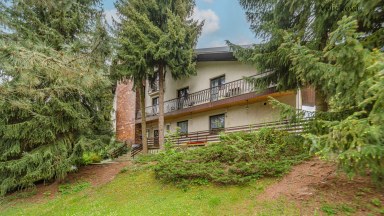 Rekreační areál u Seče s kapacitou až 61 osob a pozemky 5 222 m²