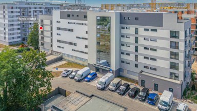 Prodej právě zkolaudovaného bytu 1+kk s balkonem a garážovým stání v HK - Rezidence Kristián