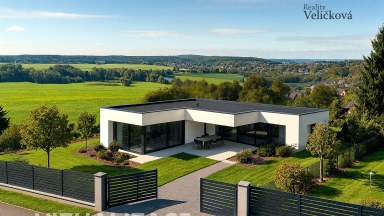 Prodej výjimečného stavebního pozemku 732 m² s panoramatickým výhledem, Hradec Králové – Zámeček
