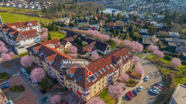 Prodej nádherného bytu 3+1 o celkové výměře 129 m2 v Praze - Kunraticích - ul. U Zeleného ptáka
