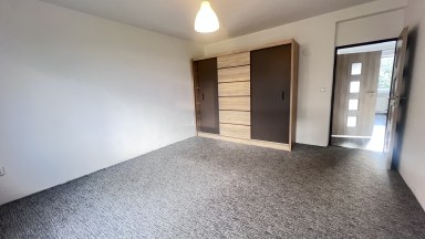 Pronájem prostorného bytu 2+1, 85 m², Olešnice u Chlumce nad Cidlinou