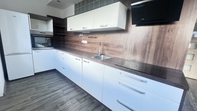 Pronájem prostorného bytu 2+1, 85 m², Olešnice u Chlumce nad Cidlinou