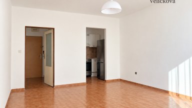 Byt 2+kk o celkové ploše 48 m² na Dukelské třídě v Hradci Králové